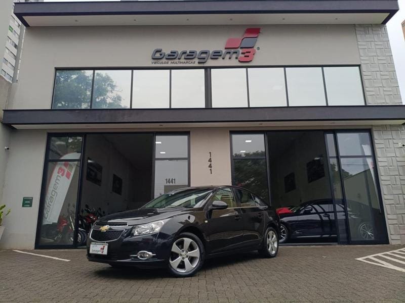 Chevrolet A-20 Custom Std. CD/ De Luxe CD na cor Preto em Londrina / PR - 15810