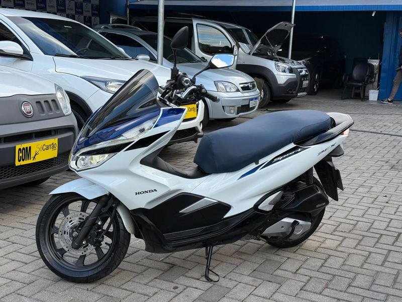 Honda PCX 150 SPORT  na cor Branco em Curitiba / PR - 15827