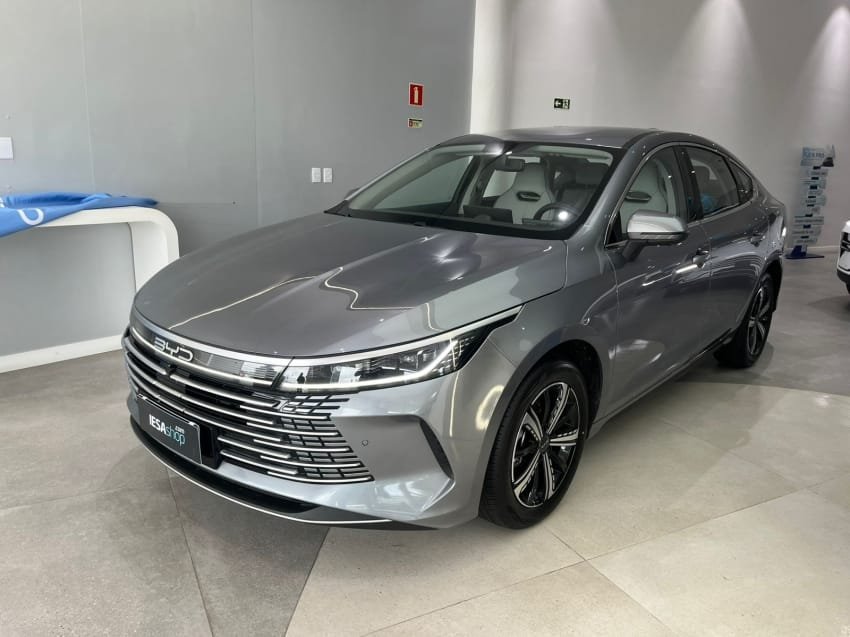 BYD King GS 1.5 16V Aut. (Hibrido) na cor Cinza no Porto Alegre / RS - 15916