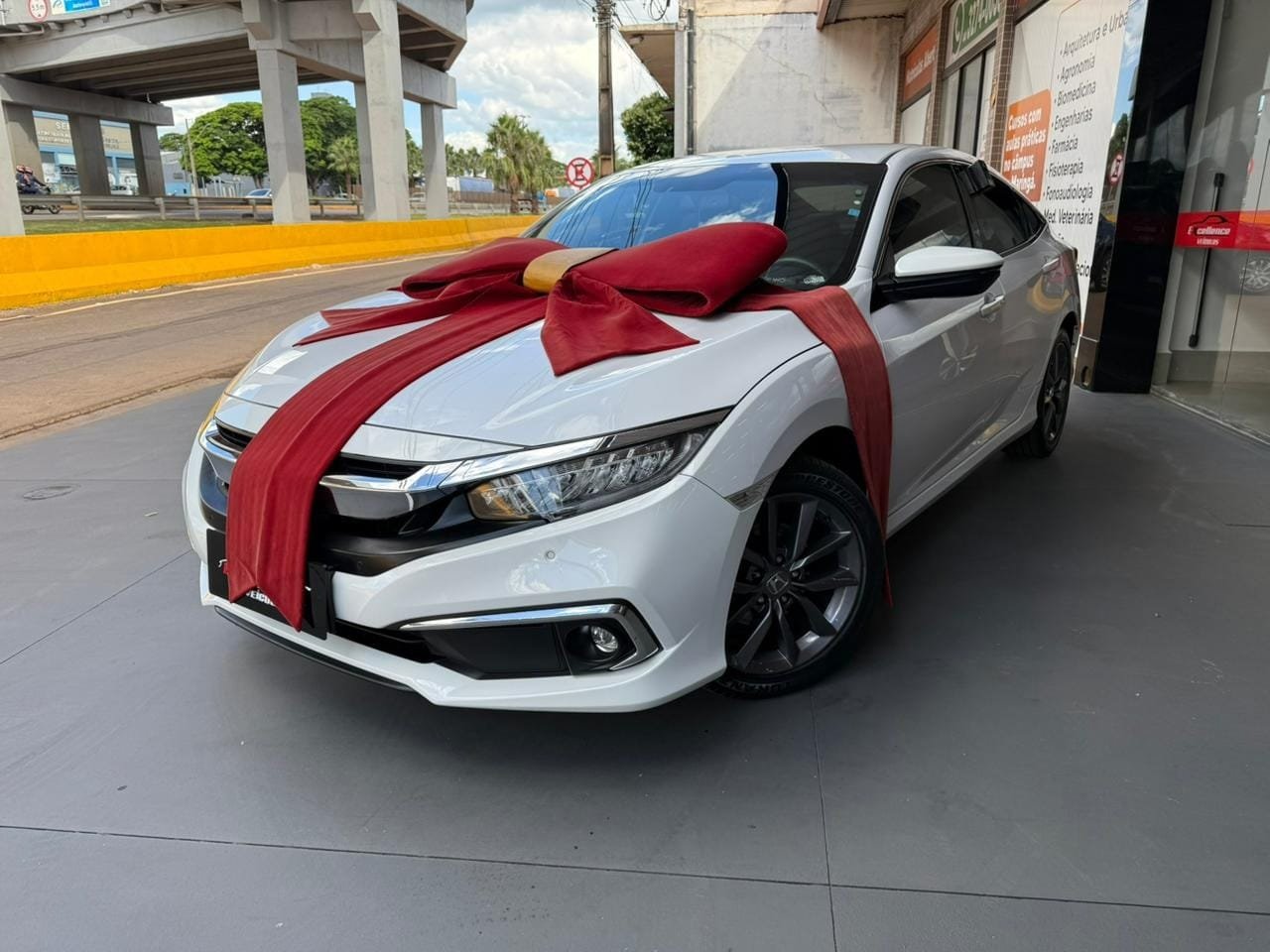 Honda Civic Sedan EXL 2.0 Flex 16V Aut.4p na cor Branco em Arapongas / PR - 1592