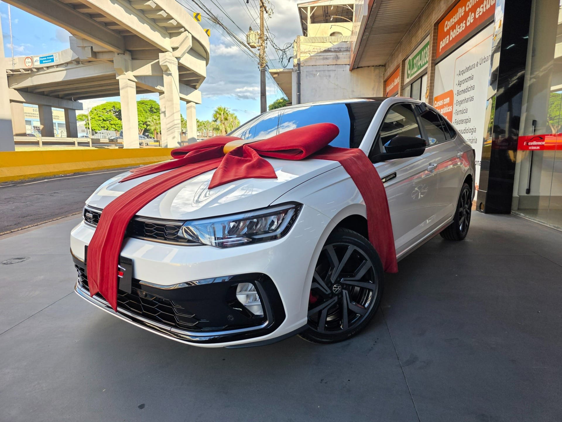 imagem de Exclusive 250TSI 1.4 Flex 16V Aut