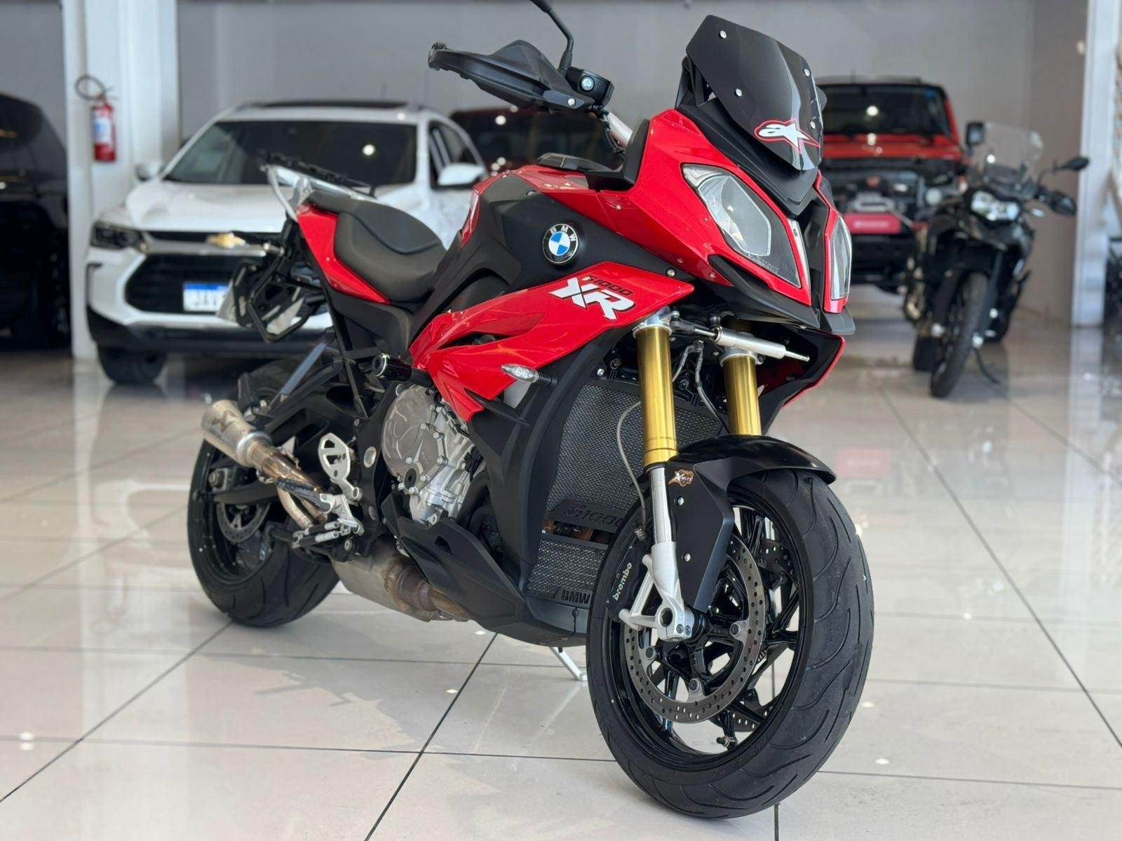 BMW S1000 RR HP4 Street  na cor Vermelho no Rio Grande / RS - 16304
