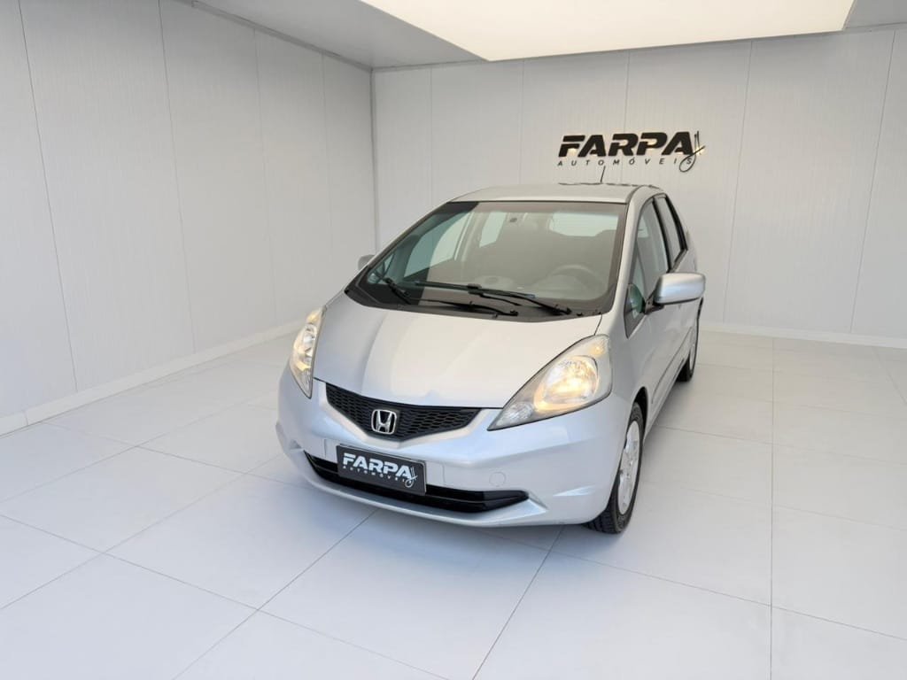 Honda Fit LX 1.4/ 1.4 Flex 8V/16V 5p Aut. na cor Cinza em Palhoça / SC - 16462