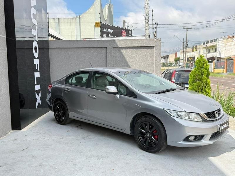 imagem de Sedan LXR 2.0 Flexone 16V Aut. 4p