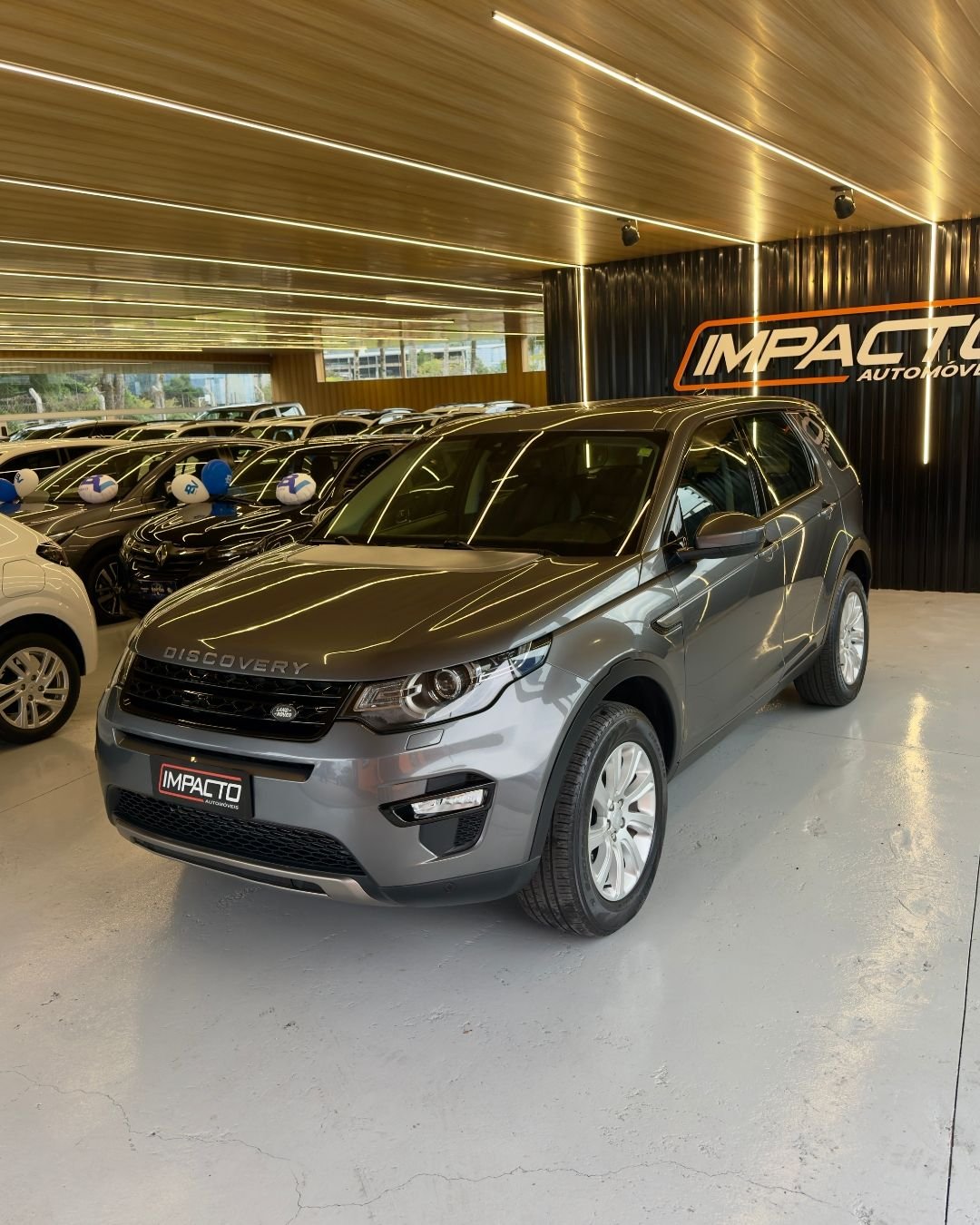 Land Rover Discovery Sport SE 2.0 4x4 Dies Aut. na cor Cinza em São José / SC - 16607
