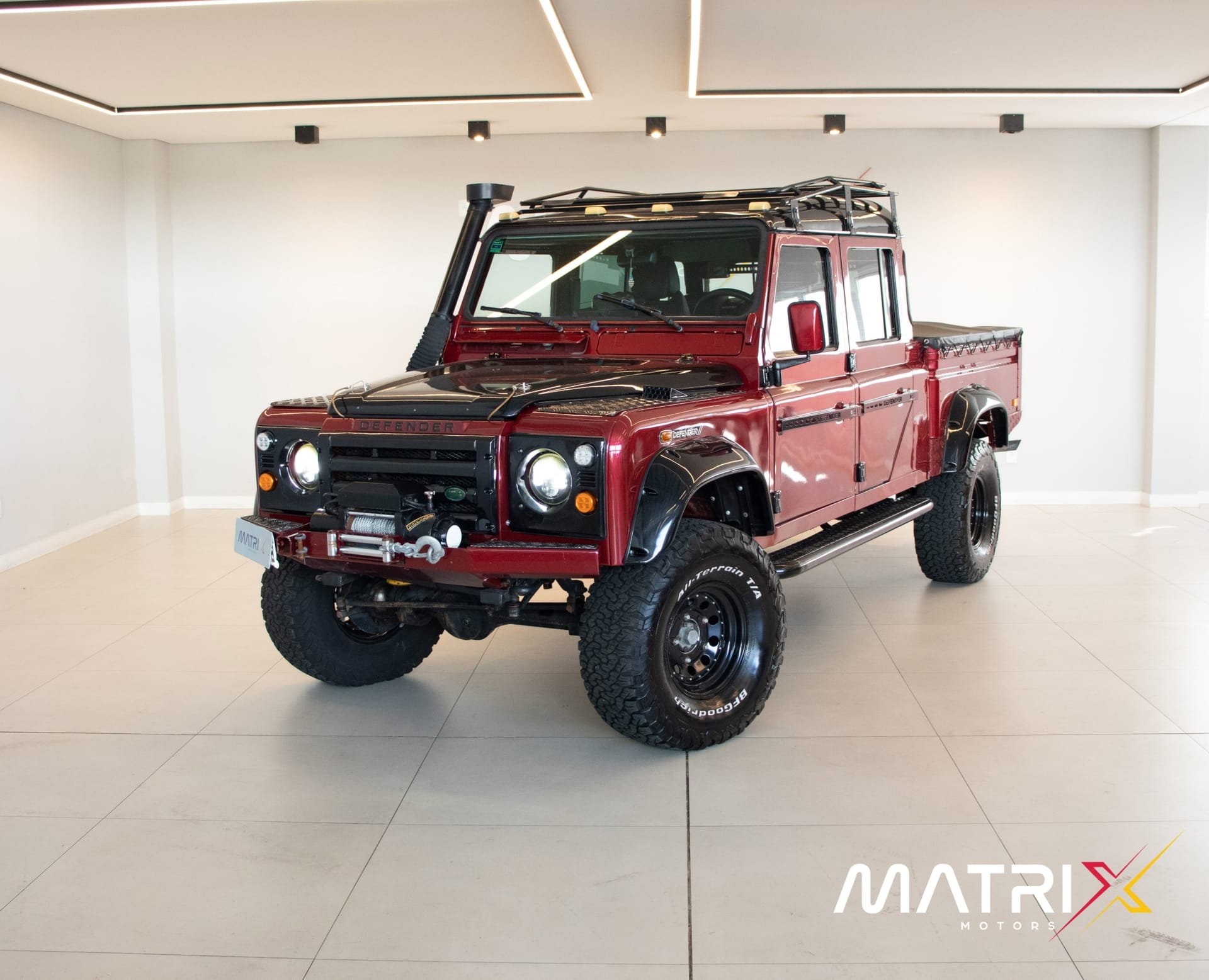 Land Rover Defender 130 TDI CD Diesel na cor Vermelho em São José / SC - 16711