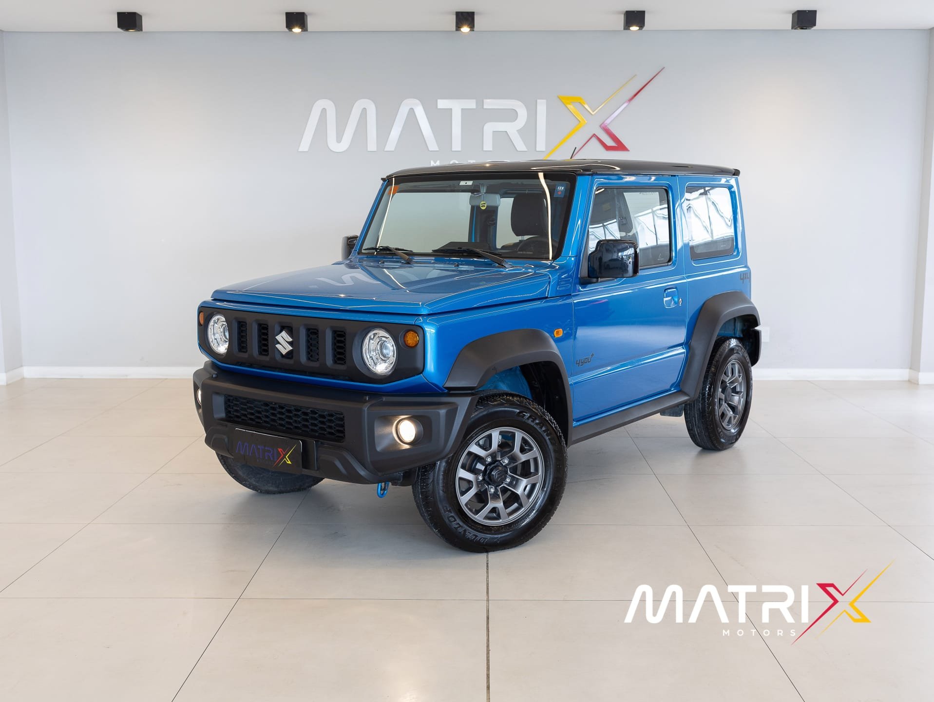 SUZUKI Jimny Sierra 4YOU ALLGRIP 1.5 16V Mec. na cor Azul em São José / SC - 16741
