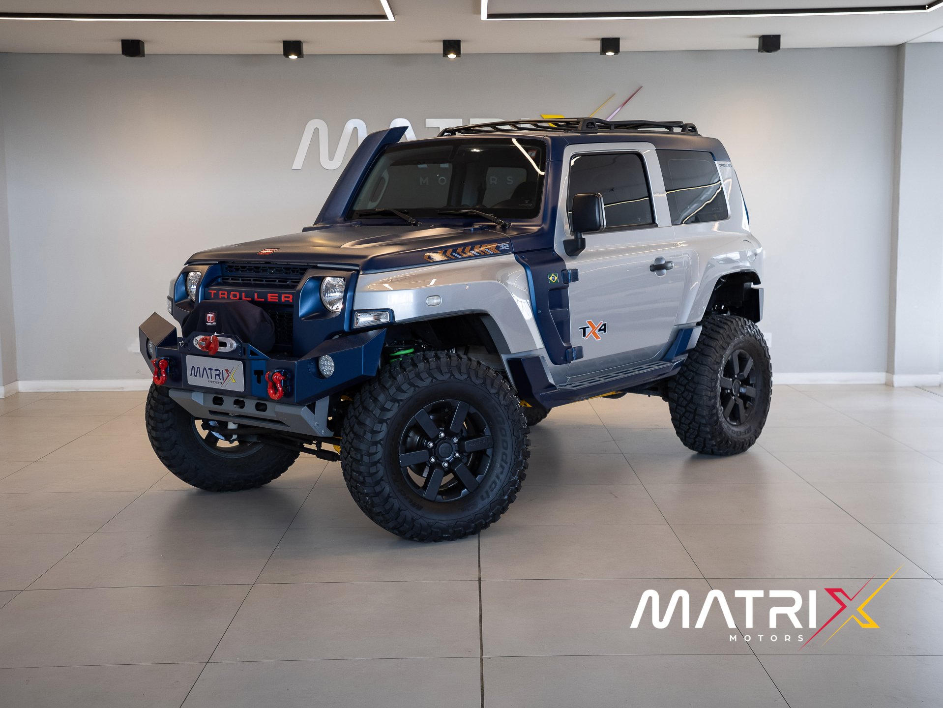 Troller T-4 3.2 4x4 TGV tdi Cap. Rígida Diesel na cor Azul em São José / SC - 16766