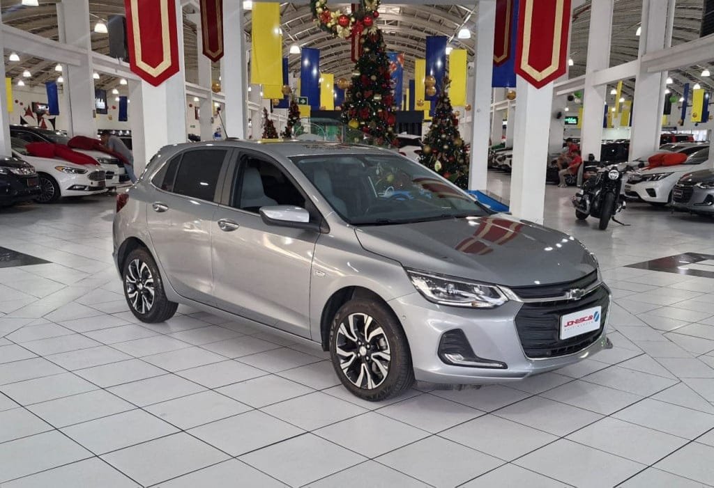 Chevrolet ONIX HATCH PREM. 1.0 12V TB Flex 5p Aut. na cor Cinza em Curitiba / PR - 16840