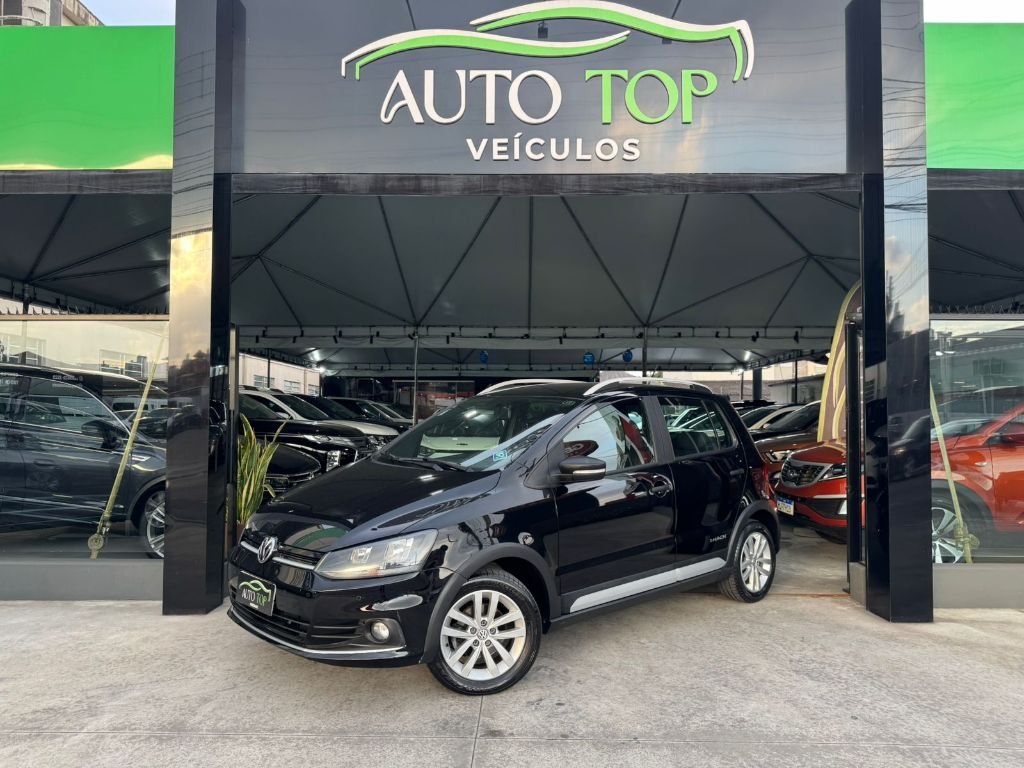 Volkswagen Fox TRACK 1.0 Flex 12V 5p na cor Preto em Palhoça / SC - 16920