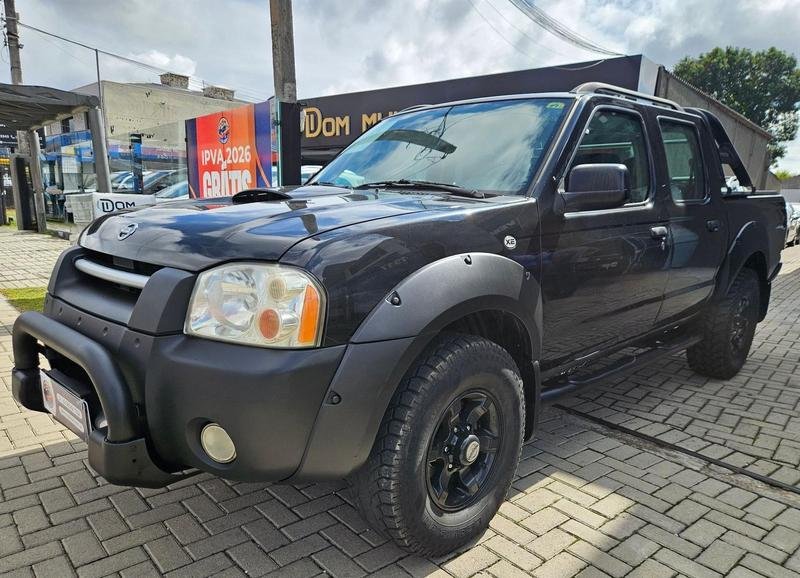 Nissan Frontier XE ATTACK CD 2.8 TDI Diesel na cor Preto em Curitiba / PR - 17472