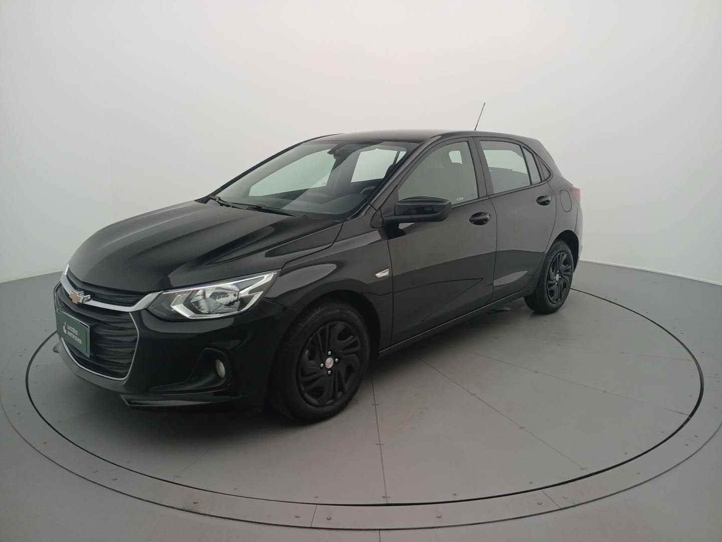 Chevrolet Onix HATCH LT 1.0 12V TB Flex 5p Mec. na cor Preto em Pato Branco / PR - 17625