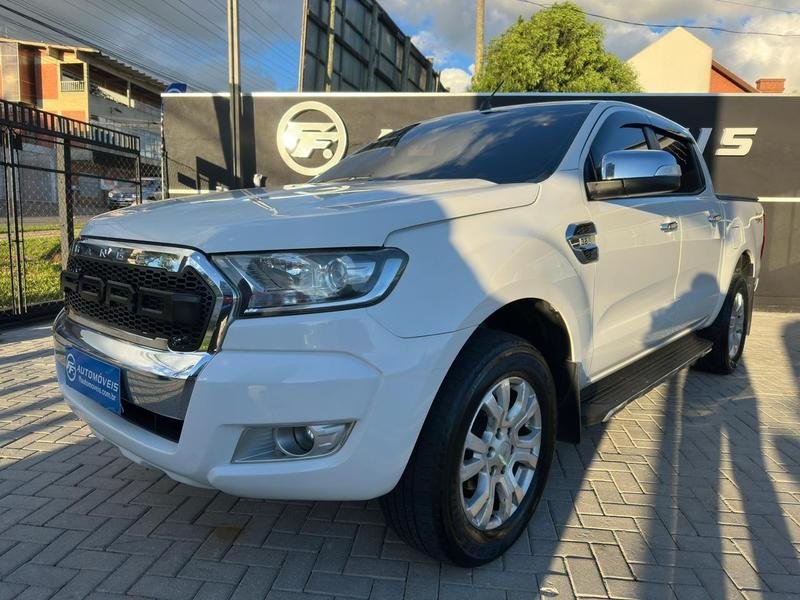 Ford Ranger XLT 3.2 20V 4x4 CD Diesel Aut. na cor Branco em Campo Largo / PR - 1774