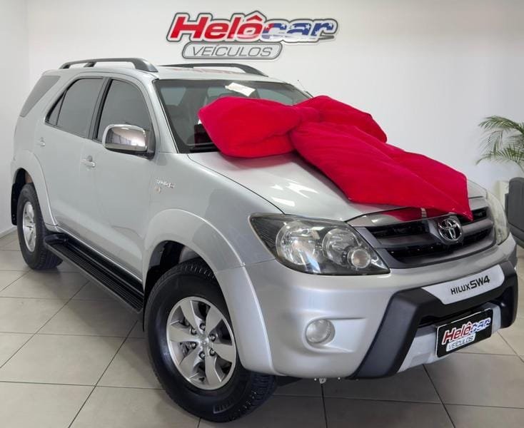 imagem de SW4 SRV D4-D 4x4 3.0 TDI Dies. Aut