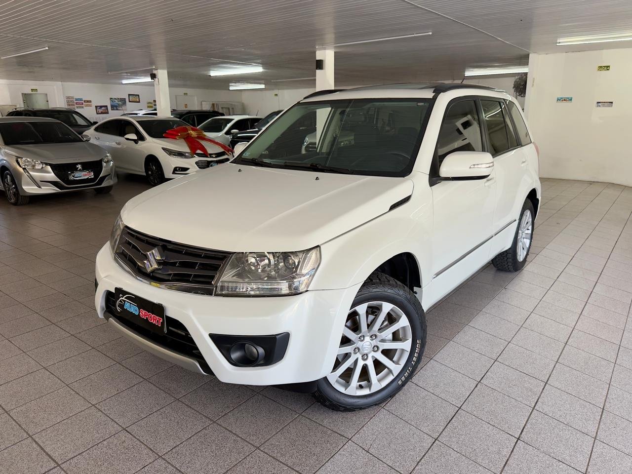 Suzuki Grand Vitara 2.0 16V 4x2/4x4 5p Aut. na cor Branco no Novo Hamburgo / RS - 17991