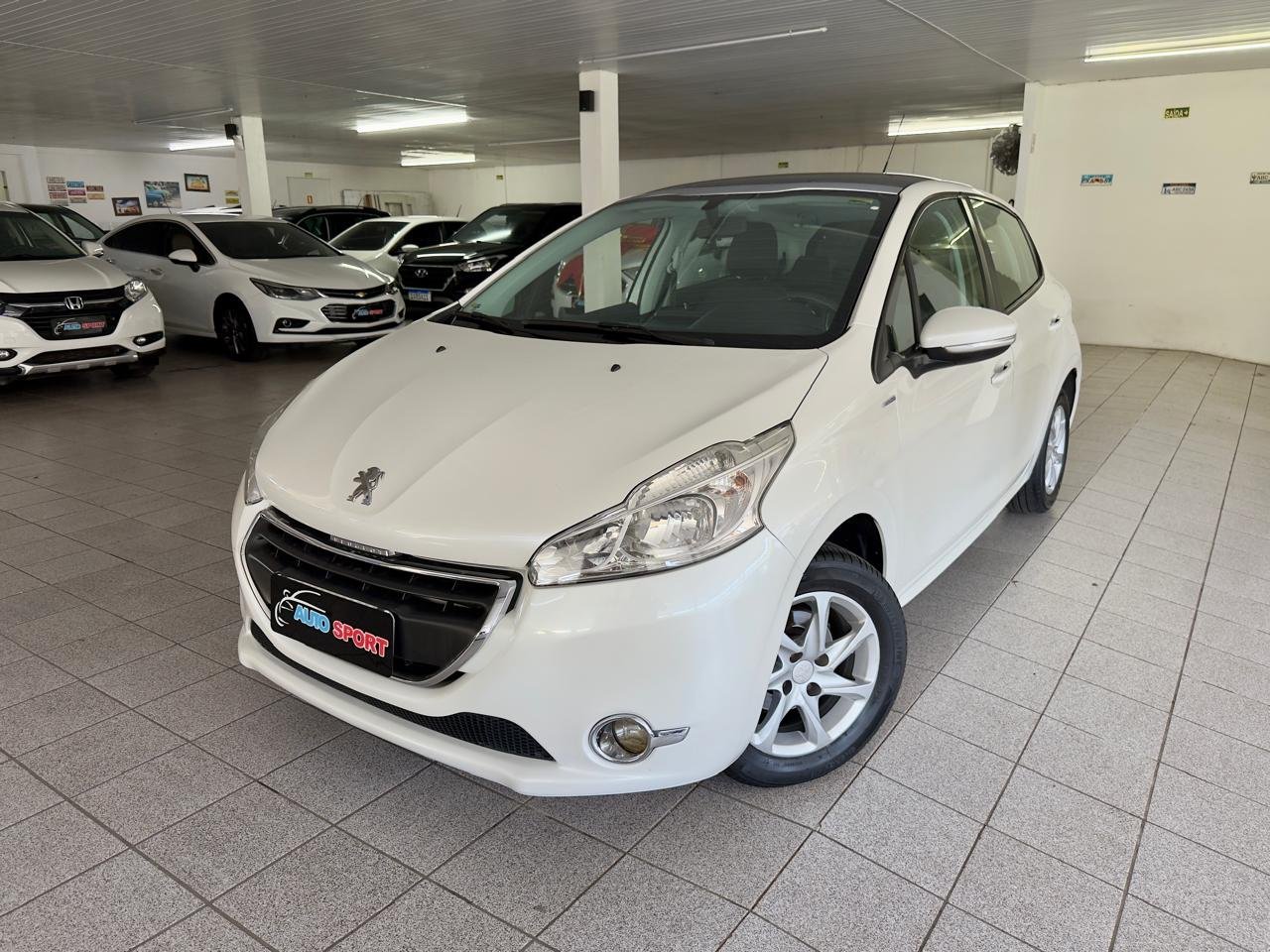 Peugeot 208 Griffe 1.6 Flex 16V 5p Aut. na cor Branco no Novo Hamburgo / RS - 17993