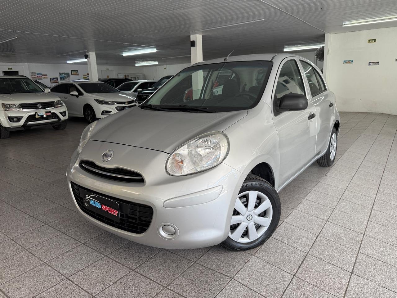 Nissan MARCH 1.0 16V Flex Fuel 5p na cor Cinza no Novo Hamburgo / RS - 18000