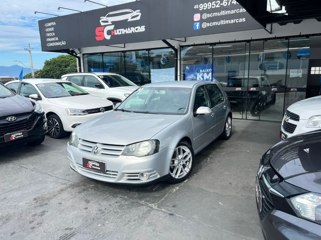 Volkswagen Golf Sportline 1.6 Mi Total Flex 8V 4p na cor Prata em Florianópolis / SC - 18067