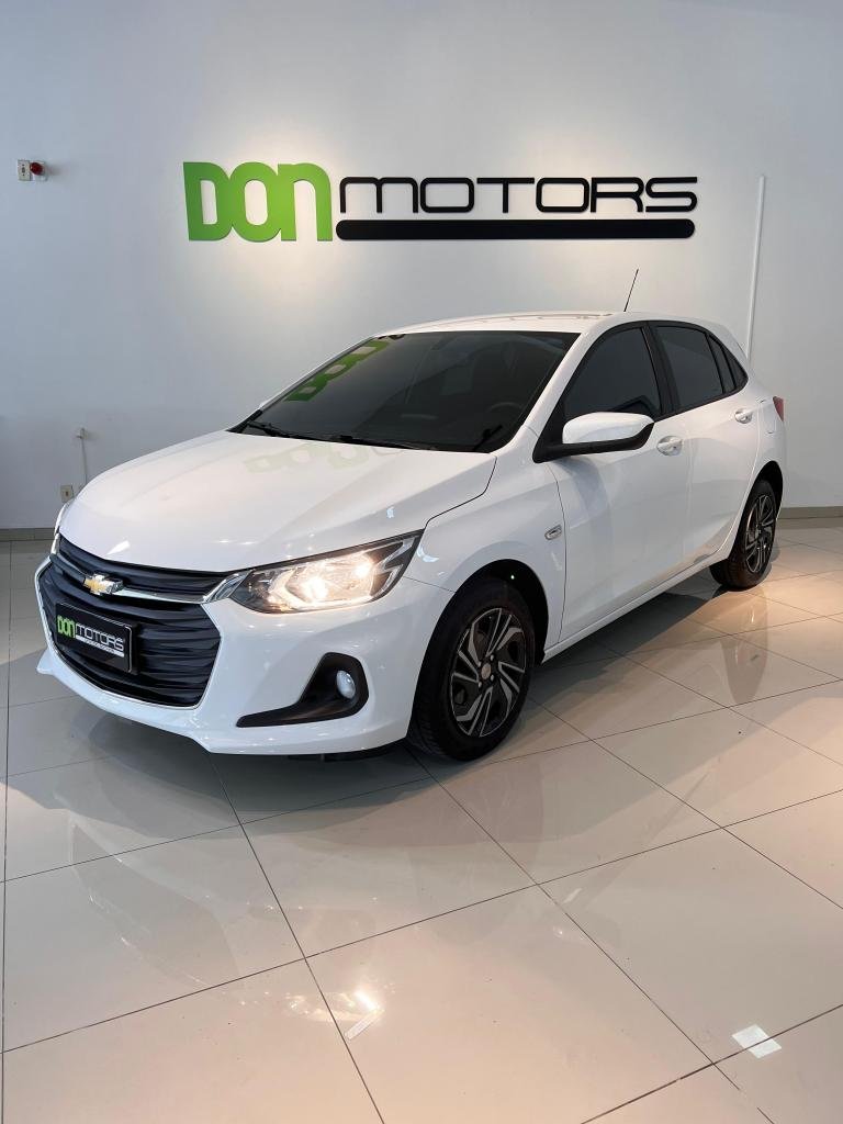 Chevrolet Onix HATCH LT 1.0 12V TB Flex 5p Mec. na cor Branco em São Bento do Sul / SC - 20055
