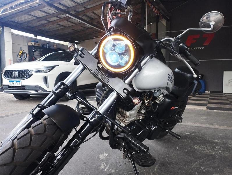 SUNDOWN VBLADE 250cc  na cor Cinza em Curitiba / PR - 20102