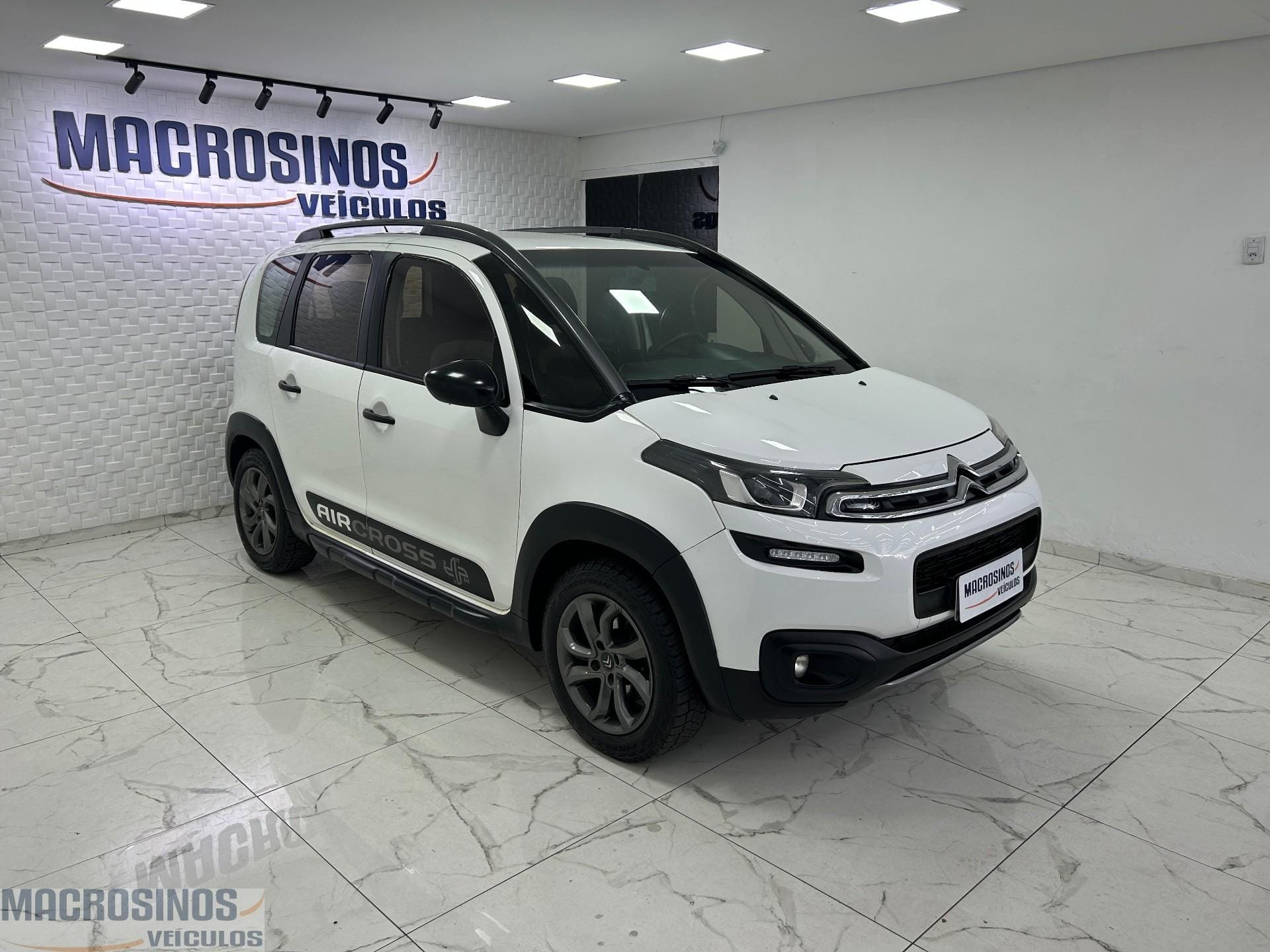 Citroën AIRCROSS Feel 1.6 Flex 16V 5p Mec. na cor Branco no Canoas / RS - 20165