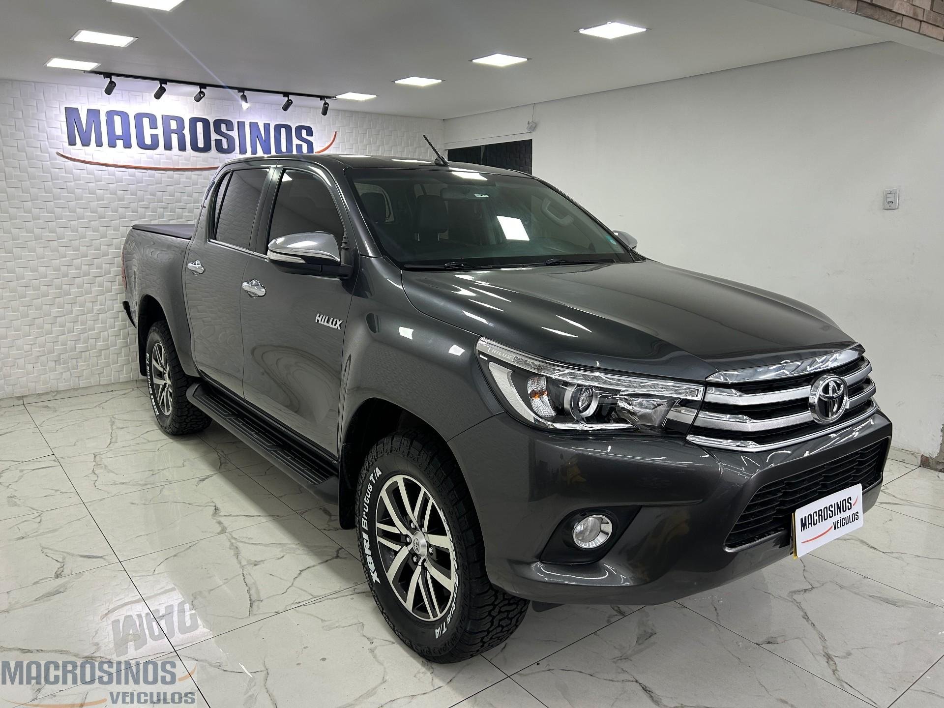 Toyota Hilux CD SRX 4x4 2.8 TDI 16V Diesel Aut. na cor Cinza no Canoas / RS - 20205