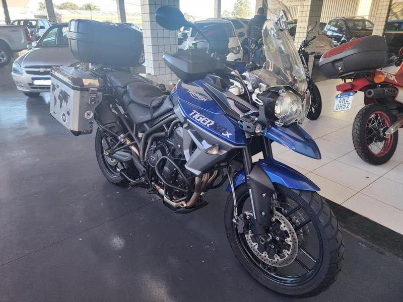TRIUMPH TIGER 1050  na cor Azul em Cascavel / PR - 20404