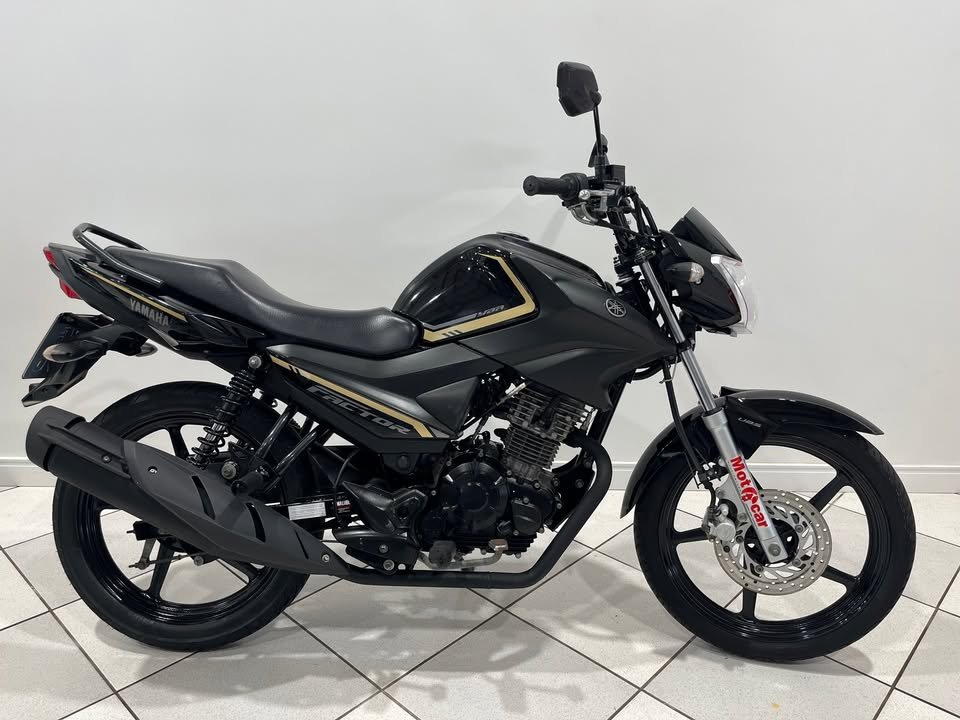 YAMAHA YBR 150 FACTOR FLEX  na cor Preto em Chapecó / SC - 20511