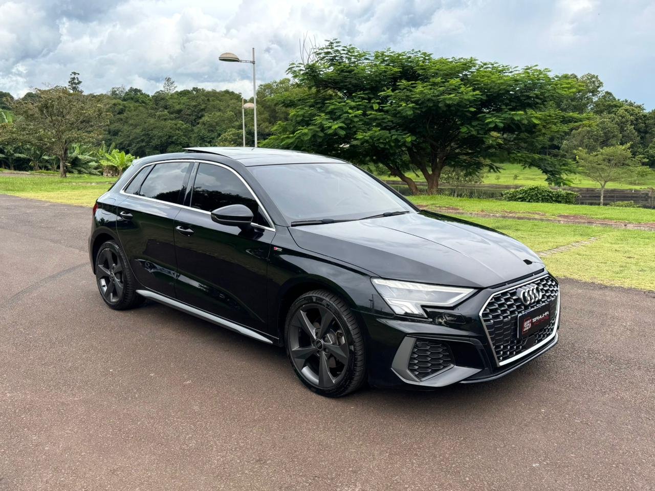 imagem de Sportb. S-Line 2.0 TFSI S-Tron.(Híb.)