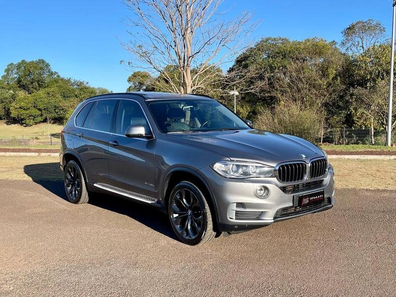 BMW X5 XDRIVE 30d 3.0 Diesel na cor Cinza em Londrina / PR - 20576