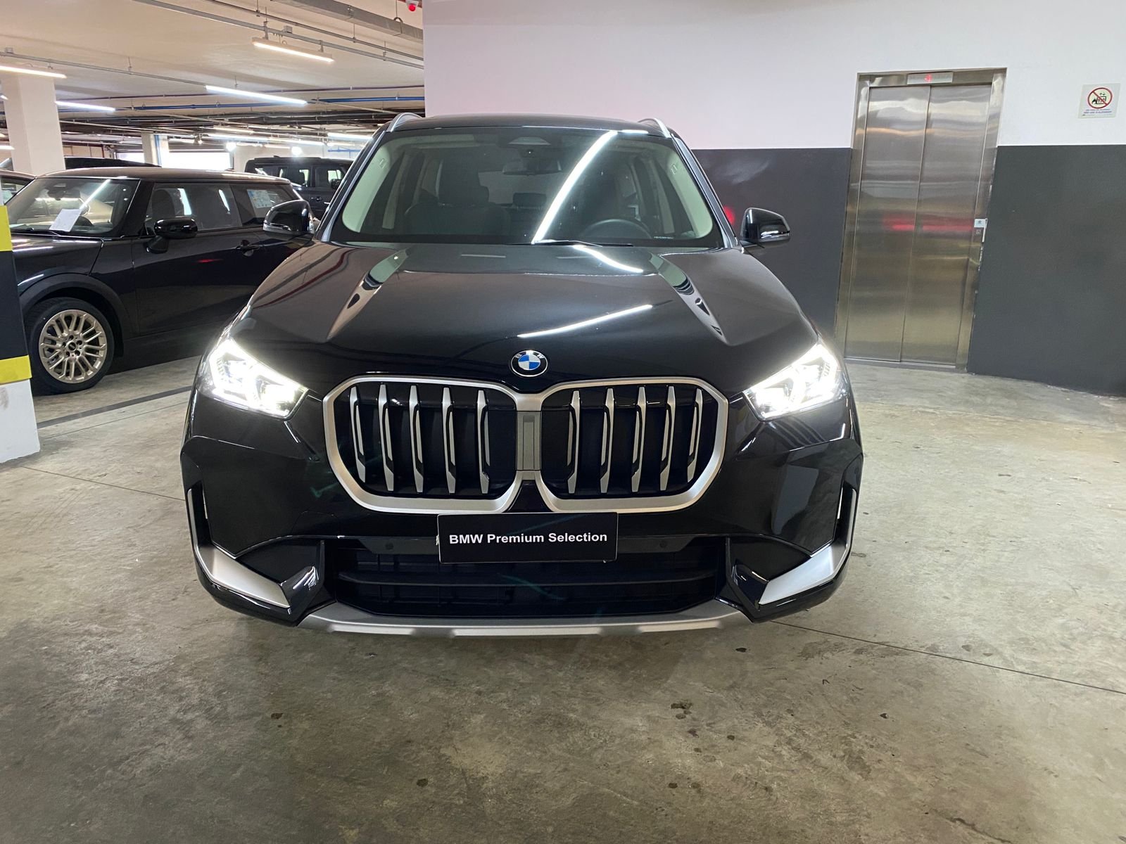 BMW X1 SDRIVE 20i X-Line 2.0 TB Aut. na cor Preto em Curitiba / PR - 20690