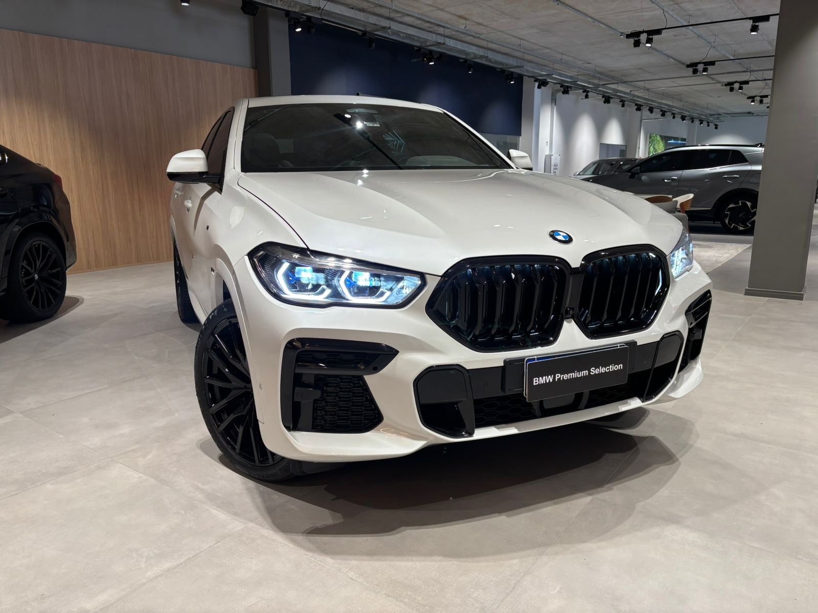 imagem de XDRIVE 40i M Sport 3.0 Bi-Turbo