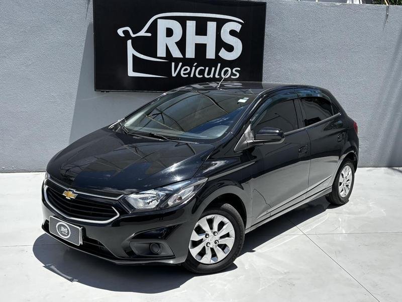 Chevrolet ONIX HATCH LT 1.0 8V FlexPower 5p Mec. na cor Preto em União da Vitória / PR - 20901