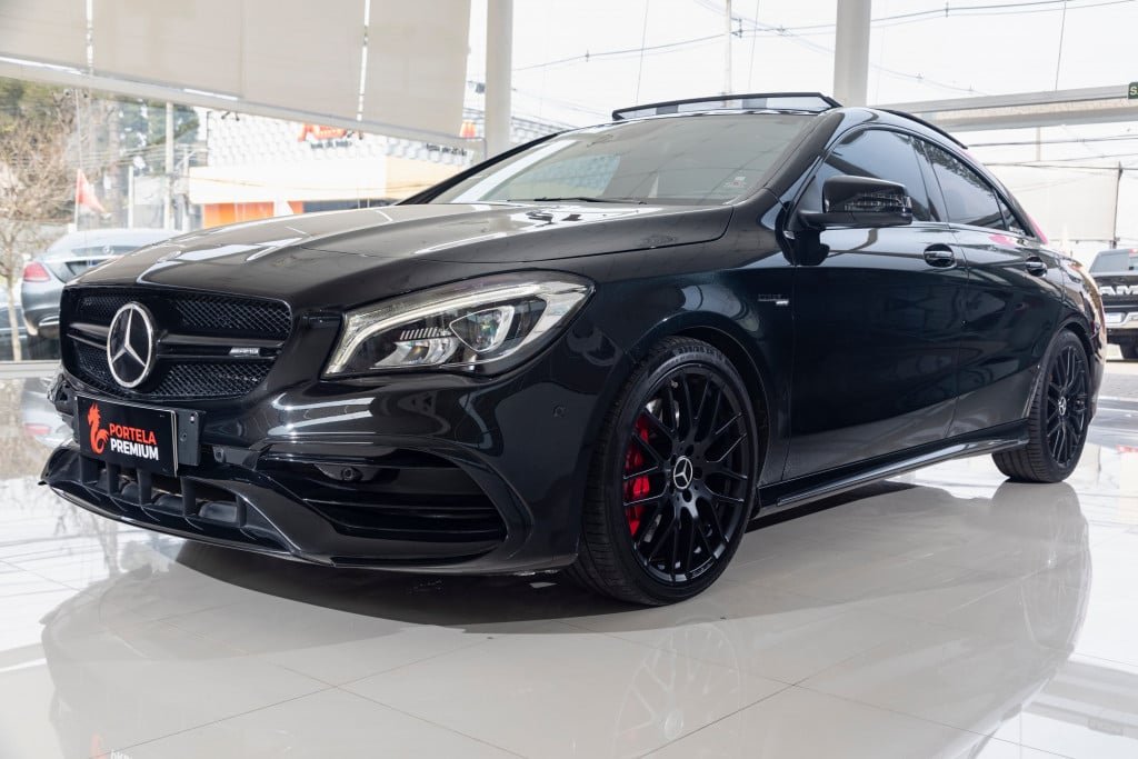 Mercedes-Benz CLA-45 AMG 4MATIC CGI 2.0 TB Aut. na cor Preto em Curitiba / PR - 20923