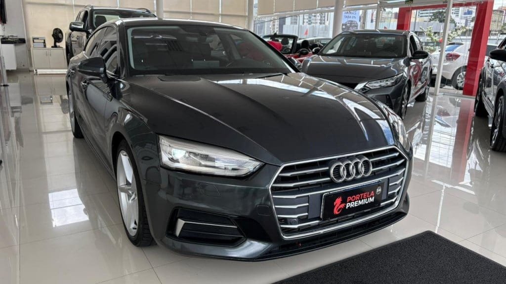 Audi A5 Ambiente Sportb. 2.0 TFSI S tonic na cor Preto em Curitiba / PR - 20980