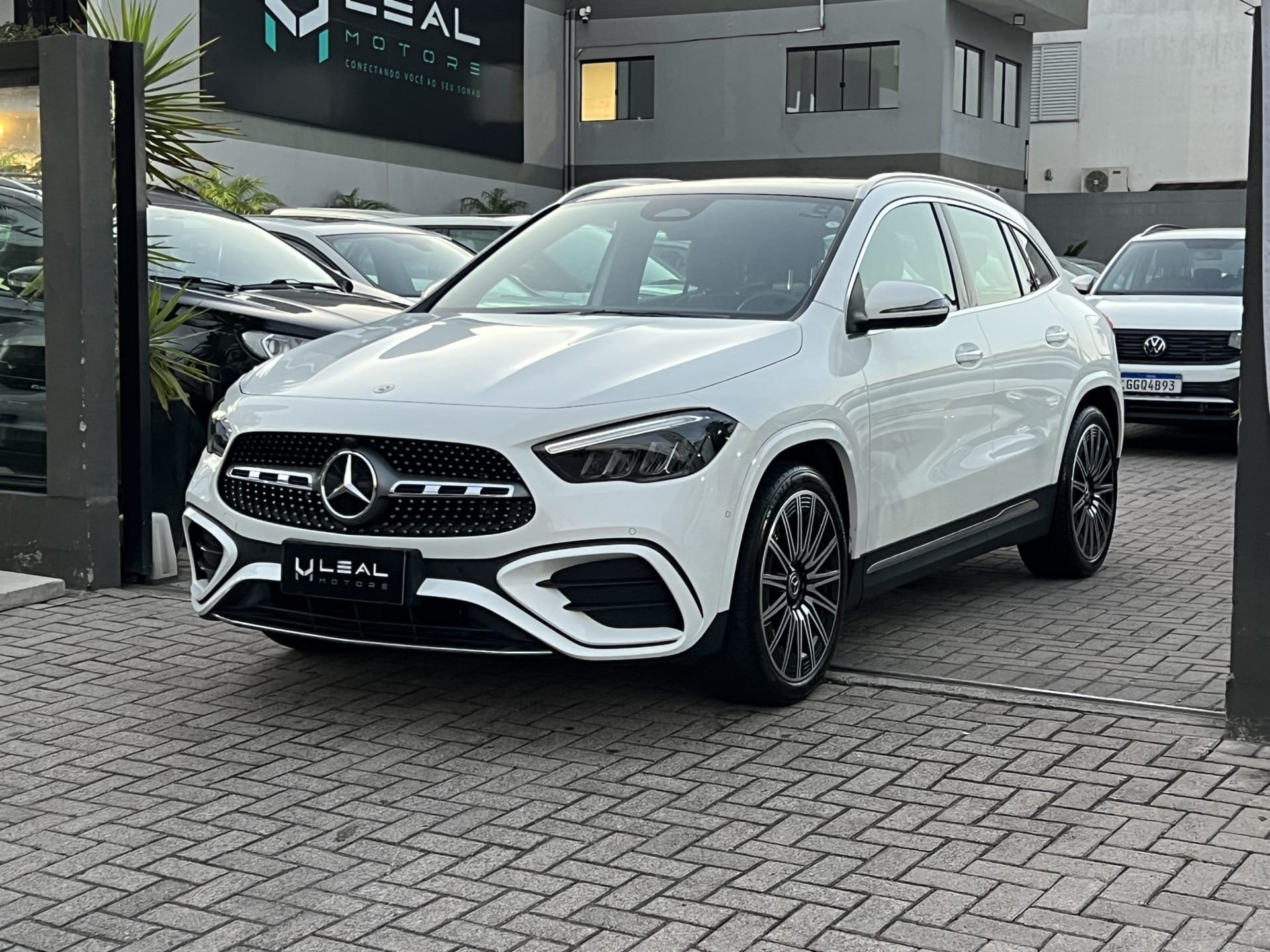 imagem de AMG Line 1.3 16V TB Aut.(Híb.)