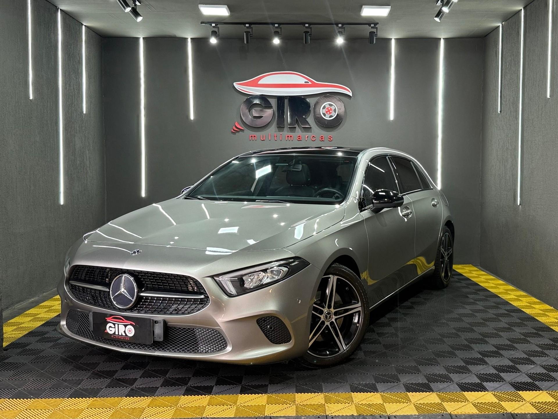 Mercedes-Benz A-250 2.0 TB Hatch Vision na cor Cinza no Alvorada / RS - 21168