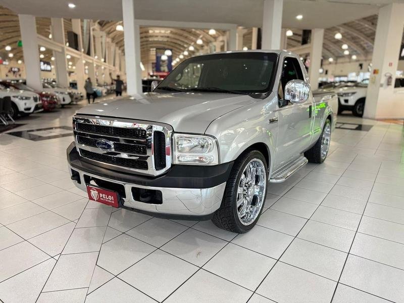 Ford F-250 XLT 3.9 4x2 Diesel TB na cor Prata em Curitiba / PR - 21219