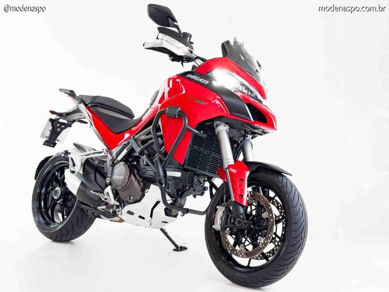 DUCATI MULTISTRADA 1260 S  na cor Vermelho em Curitiba / PR - 21669