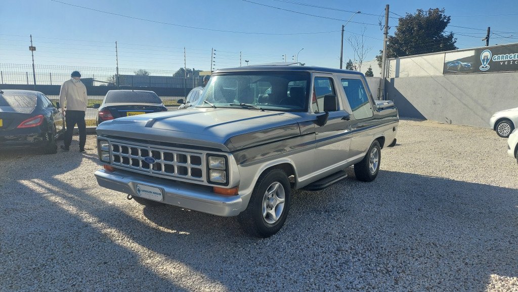Ford F-1000 CD/Blazer 3.9 Dies. na cor Cinza em Curitiba / PR - 22059