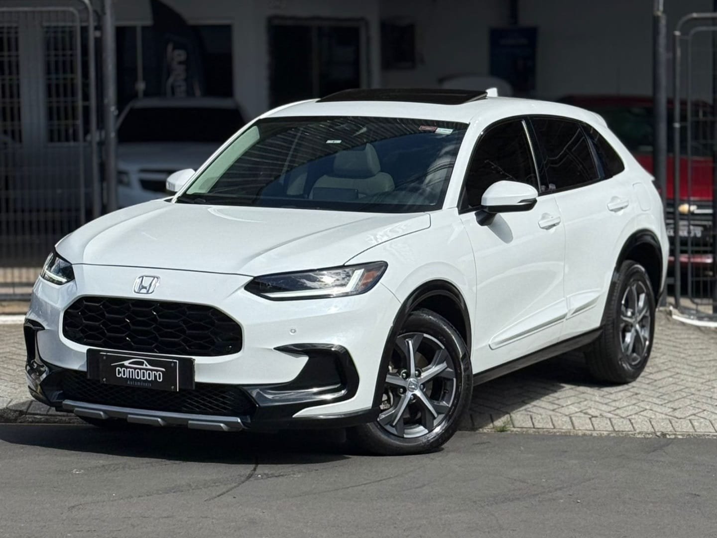 imagem de Touring 2.0 16V 5p Aut.