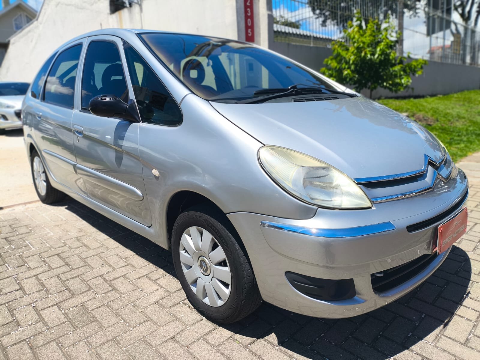 imagem de GLX 1.6/ 1.6 Flex 16V