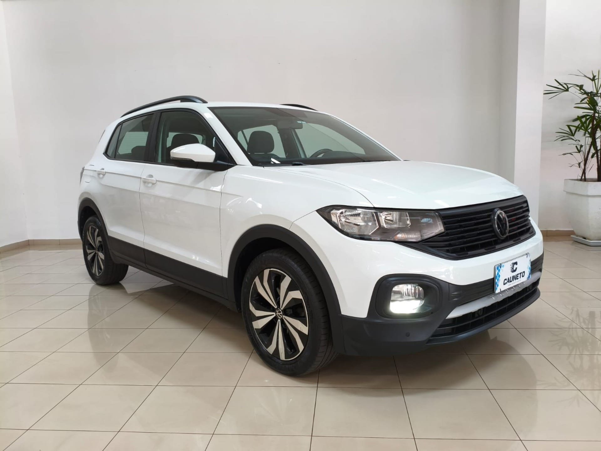 Volkswagen T-Cross 200 TSI 1.0 Flex 12V 5p Aut. na cor Branco em Toledo / PR - 22506