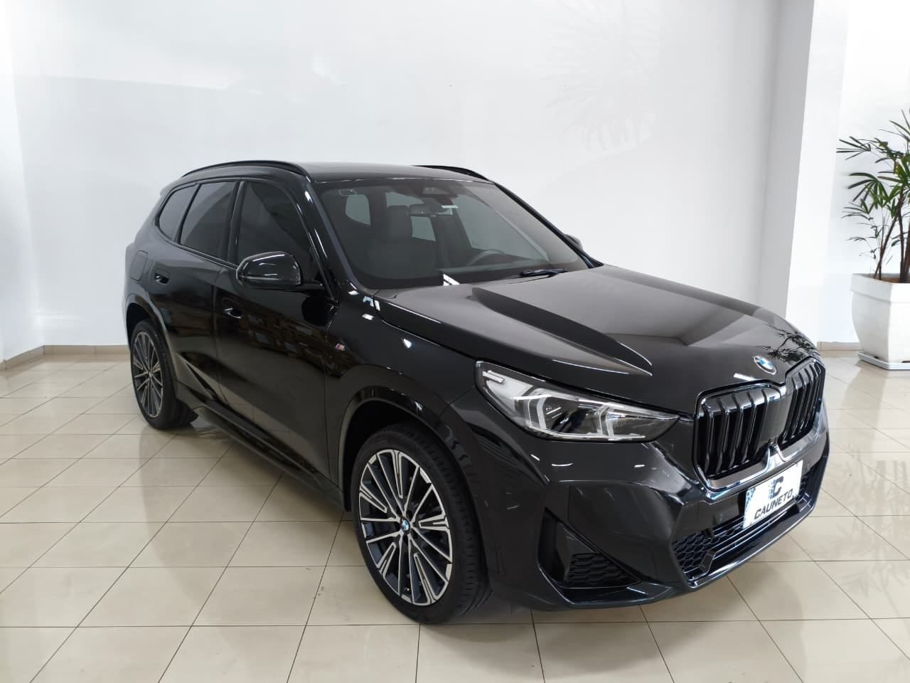 BMW X1 SDRIVE 20i M Sport 2.0 TB Aut. na cor Preto em Toledo / PR - 22511