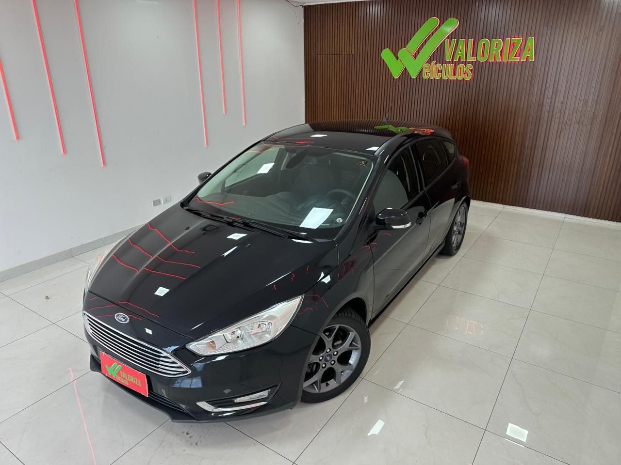 Ford Focus 2.0 16V/SE/SE Plus Flex 5p Aut. na cor Preto em Londrina / PR - 22771