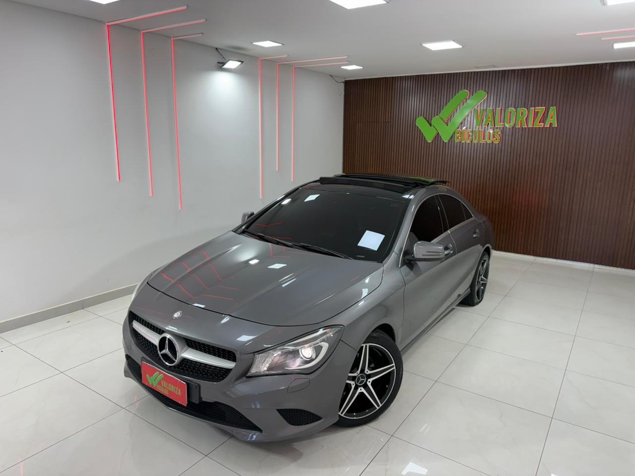 Mercedes-Benz CLA-200 Vision 1.6 TB 16V Flex Aut. na cor Cinza em Londrina / PR - 22784