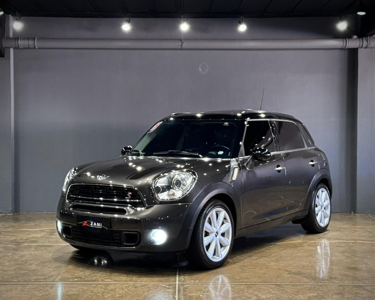 MINI COOPER Countryman S 1.6 Aut. na cor Cinza em Cascavel / PR - 22828