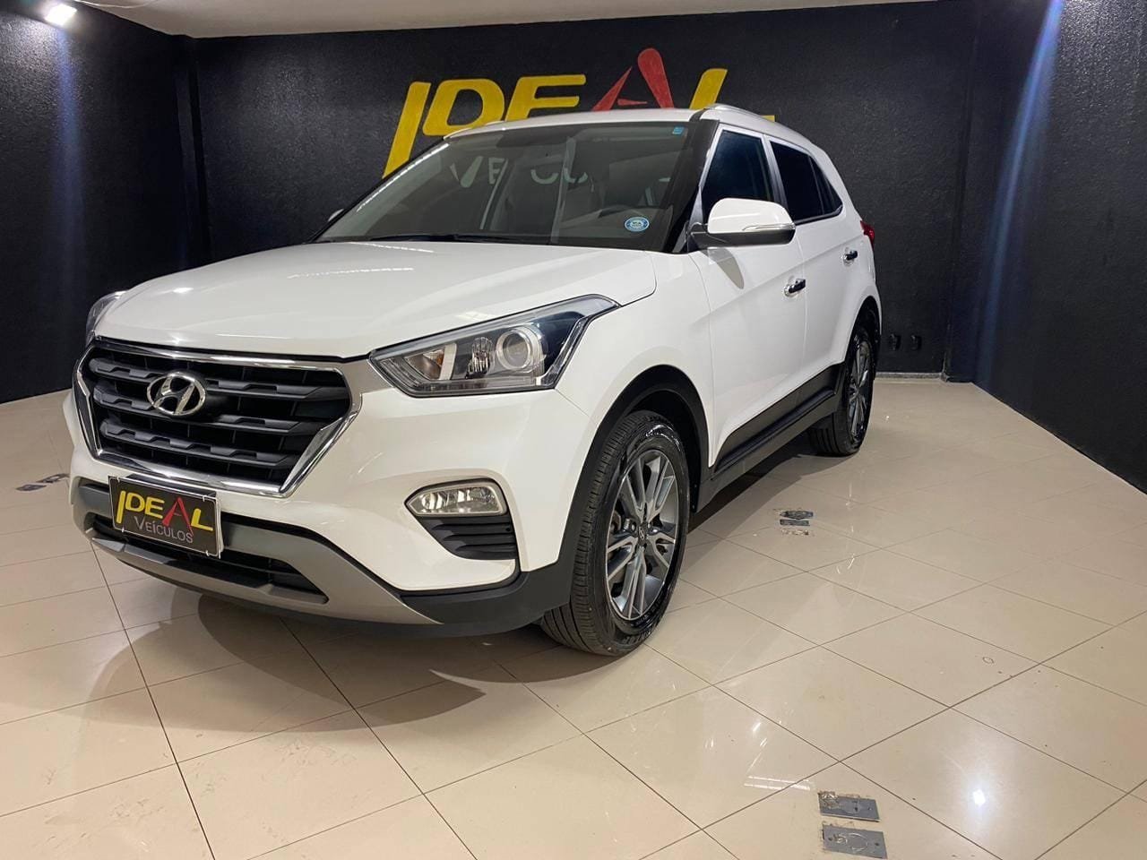 Hyundai Creta Prestige 2.0 16V Flex Aut. na cor Branco em Xanxerê / SC - 23024