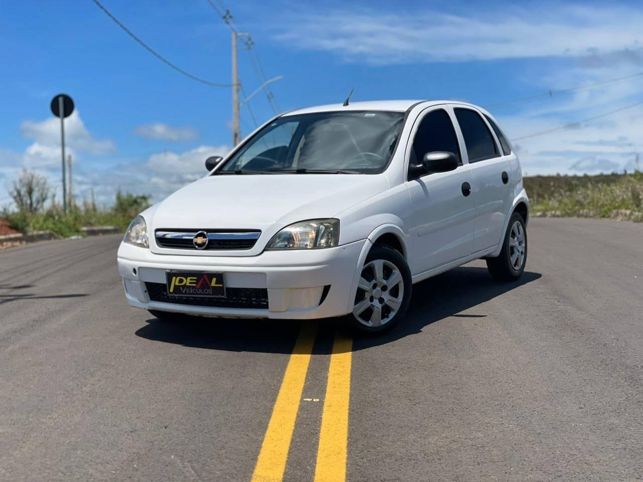 Chevrolet Corsa Hat. Maxx 1.4 8V ECONOFLEX 5p na cor Branco em Xanxerê / SC - 23065