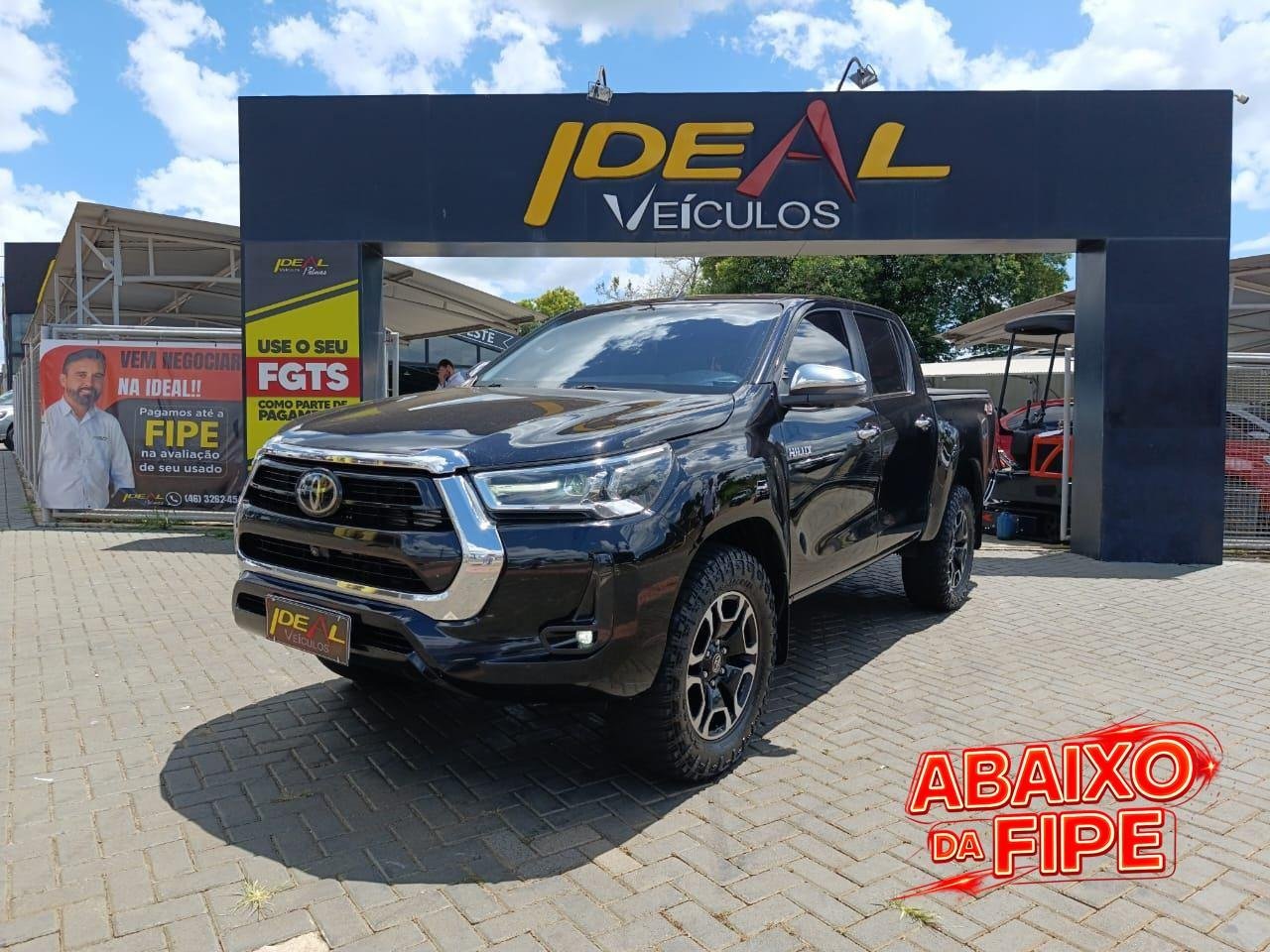 Toyota Hilux CD SRX 4x4 2.8 TDI 16V Diesel Aut. na cor Preto em Xanxerê / SC - 23121